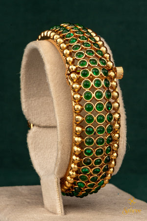 Antique finish Kada - Emerald Green