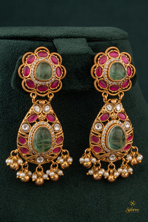 Natural cabochons in guttapusalu