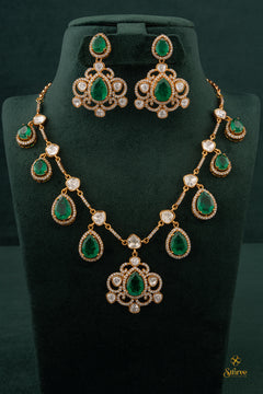 Cabochons with Emerald green