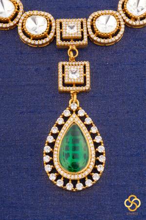 Kundan Necklace Set with Emerald Green Centerpiece