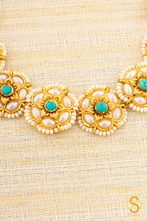 Jadau Kundan Choker - White and Turquoise Centre Stones