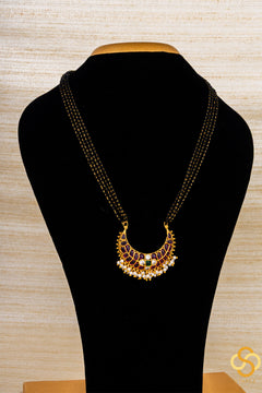 Karugamani with Chandbali Pendant