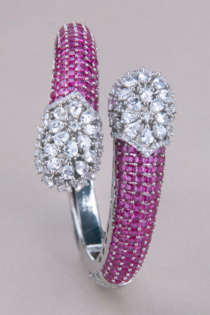Kada - Rhodium polish - Ruby red and Silver