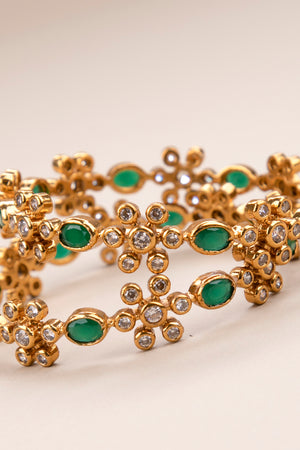 Emerald Green and 7 Stone Zircon - Diamond Pattern Bangle