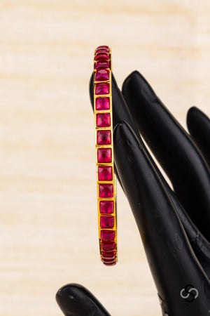 Kuchakal in aympon - Ruby red