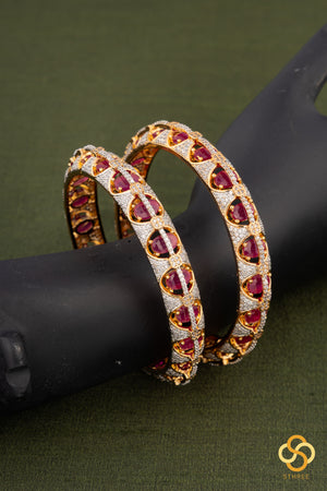 Ruby pink and white zircons - Diamond pattern Bangle