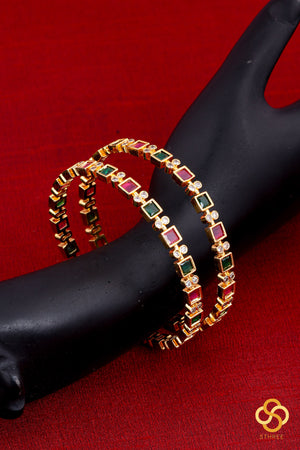 Square cut stones with Zircons - Ruby red and green