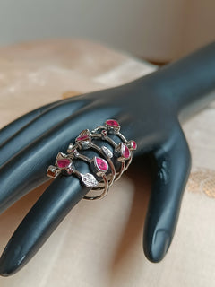 Spring ring - five lines, pure silver and rubies