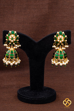 Jhumkas - Emerald green with Pearls