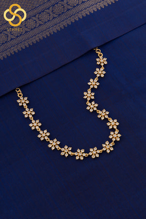Aympon 7- Stone Necklace