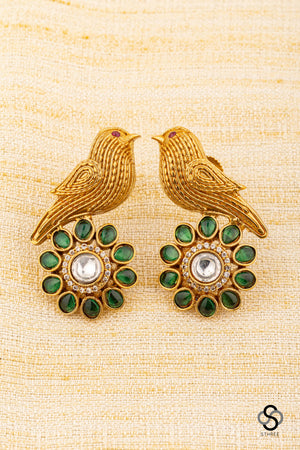 Sparrow earring - Emerald green