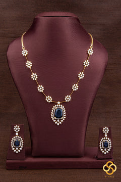 Diamond Pattern Necklace with Sapphire Blue Pendant