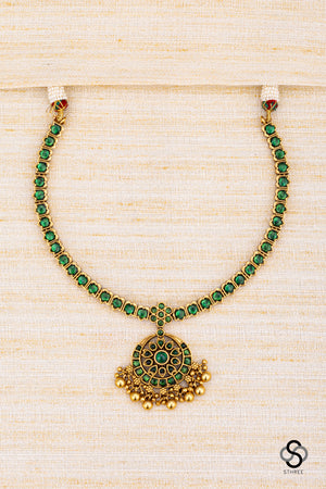 Pavizhamalli addigai - Emerald green