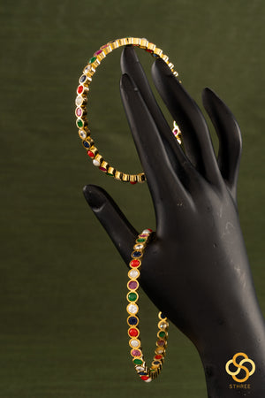 Navarathna pattern bangles
