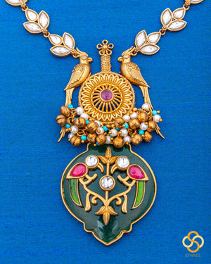 Jadau kundan necklace - Handmade parrot pendant in green onyx
