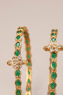 Slim Kada with a Diamond Pattern Mogappu - Emerald Green