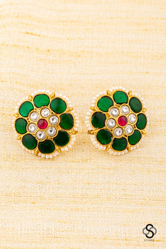 Jadau kundan earrings - Emerald green