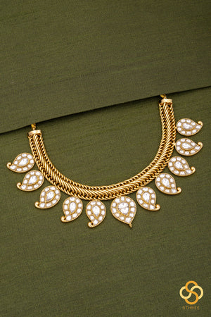 Manga malai set in a spiral chain - All white set