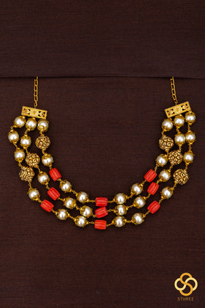 Three liner - Carved coral, pearls and gold balls