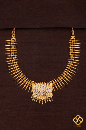 Mullai Malai with lotus pendant