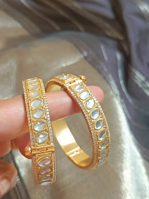 Uncut white with zircons in diamond setting, single piece kada