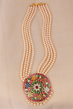 Rakkodi in Four Strands of Pearls