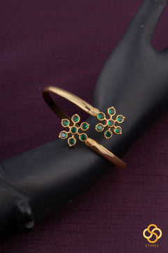 Aympon kada - Seven stone , Emerald Green