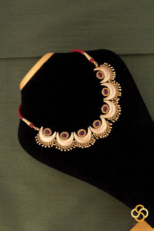 Chandbali gold matt necklace - Red