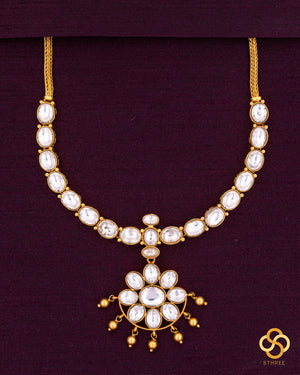 Chintamani Addigai - Uncut White