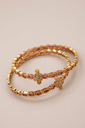 Slim kada with a diamond pattern mogappu - Kemp red