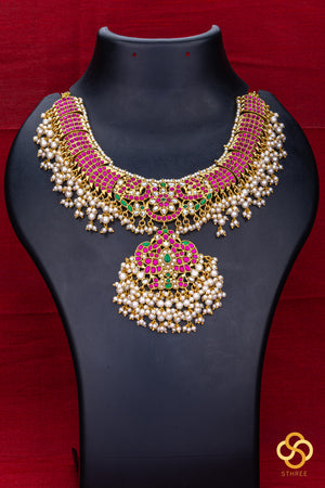 Kemp and Pearls - Guttapusalu Necklace Set