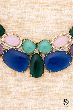 Multi colour stone neckace