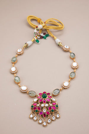 Jadau Kundan Necklace Set