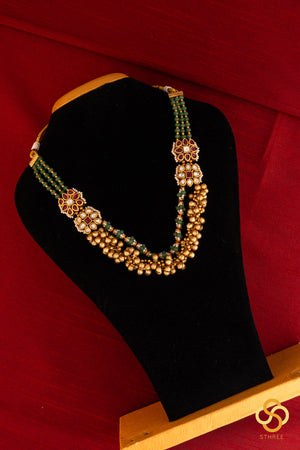 Gold balls with kundan mogappu - Jhumka earring