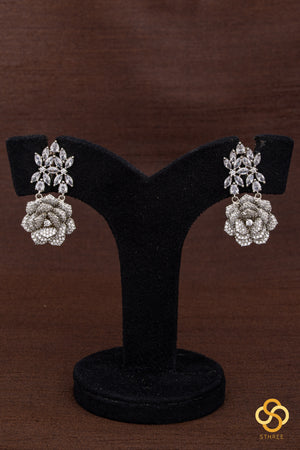 Diamond Pattern with Roses Neckpiece Set