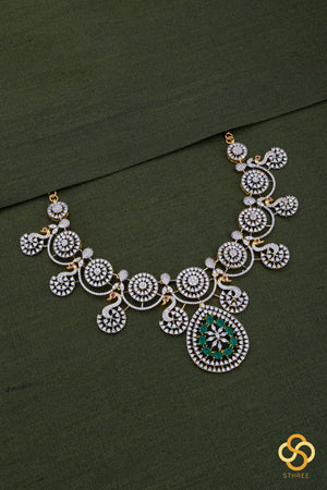 Peacock Zircon necklace - Emerald colour centre piece