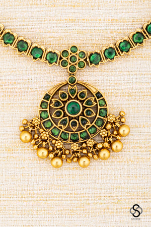 Pavizhamalli addigai - Emerald green