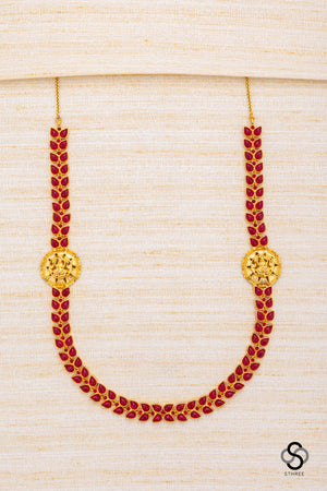 Lakshmi Mogappu with kemp stones