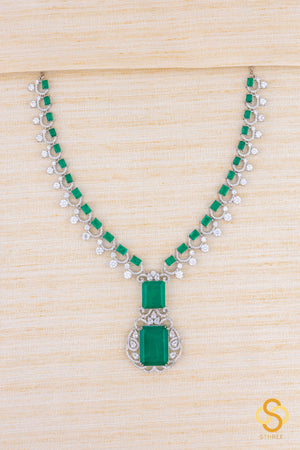 Replica of a Diamond and emerald necklace