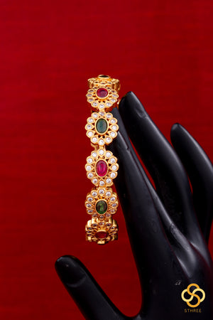 Diamond Pattern with Ruby Red and Emerald Green