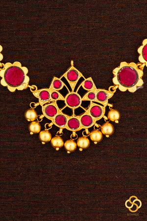 Palakkad Neckalace - Single liner - Kemp Red