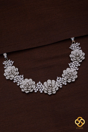 Diamond Pattern with Roses Neckpiece Set