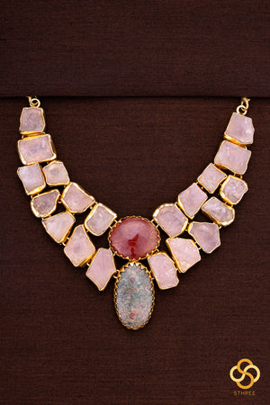 Druzy Raw stone necklace - Green and amber centre piece