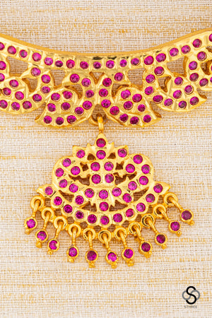 Aympon Addigai - Ruby red
