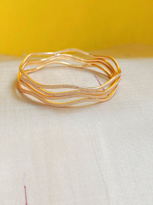 Matt Gold wave bangle