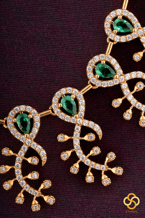 Diamond Pattern Necklace with Emerald Green Pendants