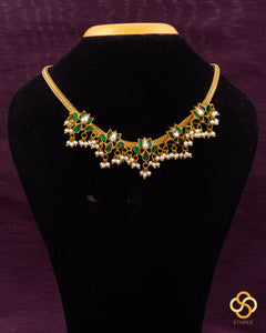 Five lotus necklace set - Emerald green with pearls