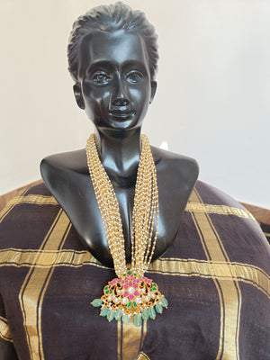 Jadau kundan with 16 lines of pearls