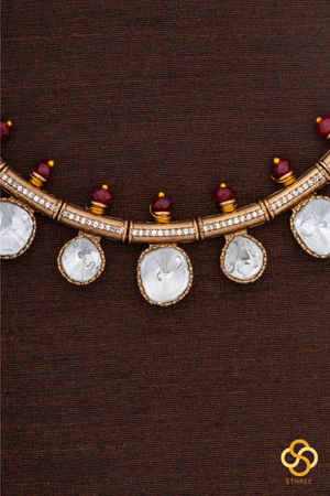 Kundan Kasumalai - Ruby Red Beads on Top