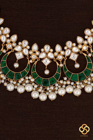 Chandbali Pendant with pearls - Emerald green